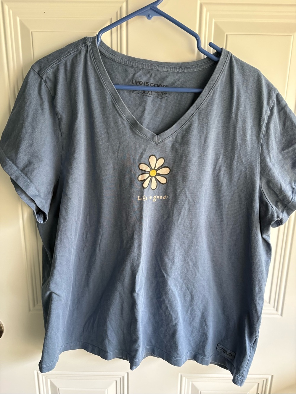 Life Is Good Slate Blue V-Neck Daisy Graphic Tee